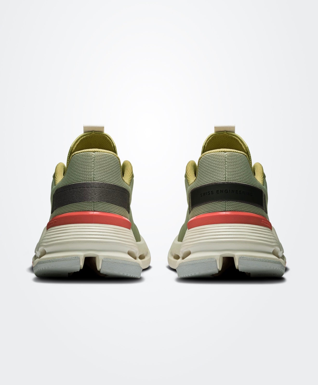 On Cloudnova Form 2 shoes Chalk | Salmon