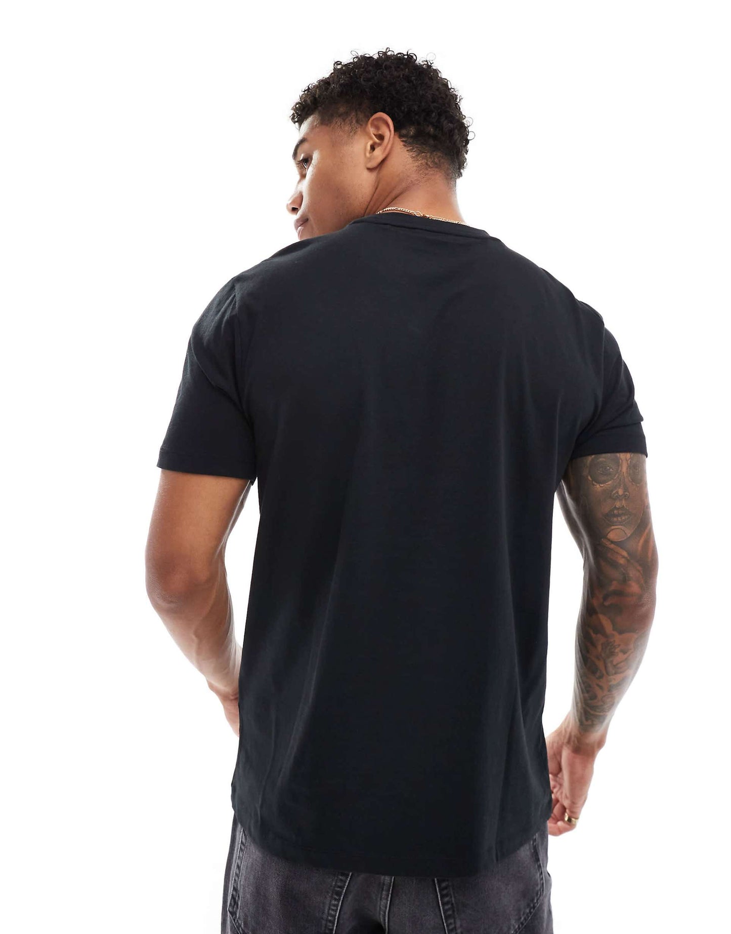 HUGO TSHIRT RD BG LOGO Black