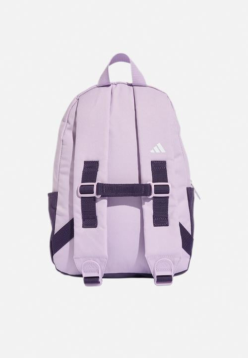 A SMALL BACKPACK FOR ALL THEIR DAILY NEEDS, MADE IN PART WITH RECYCLED MATERIALS.