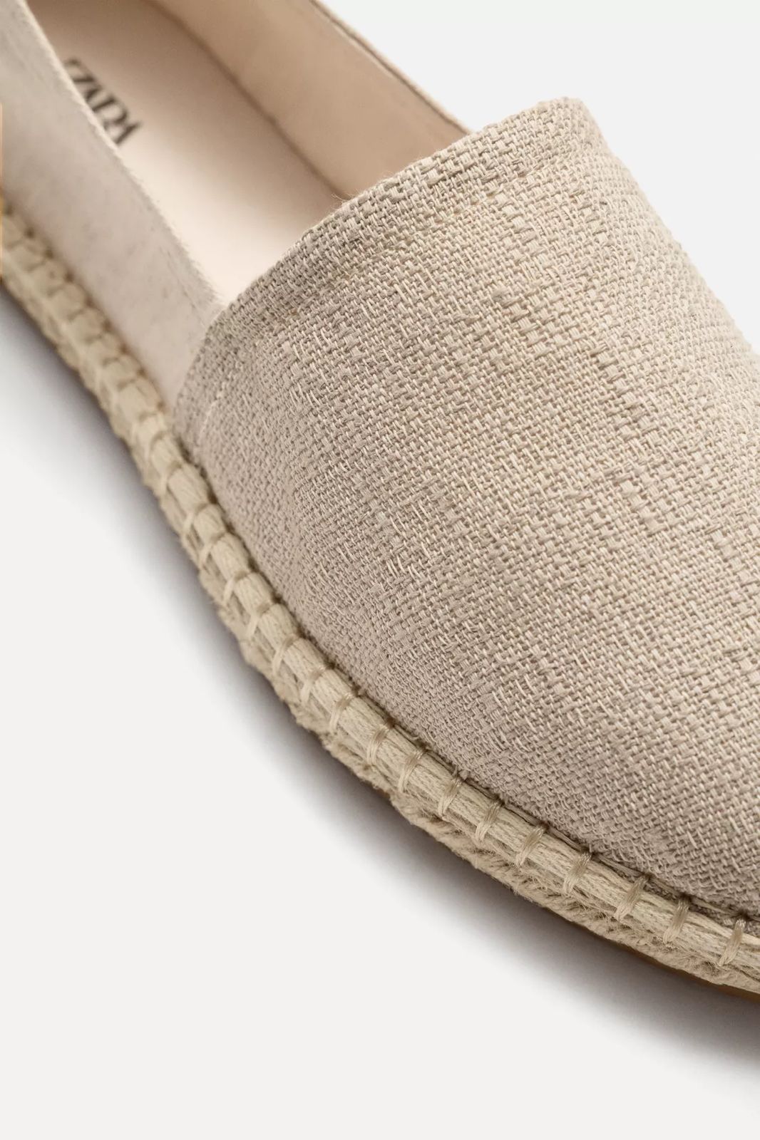 ZARA Textured Beige Espadrilles – Lightweight Summer Slip-On