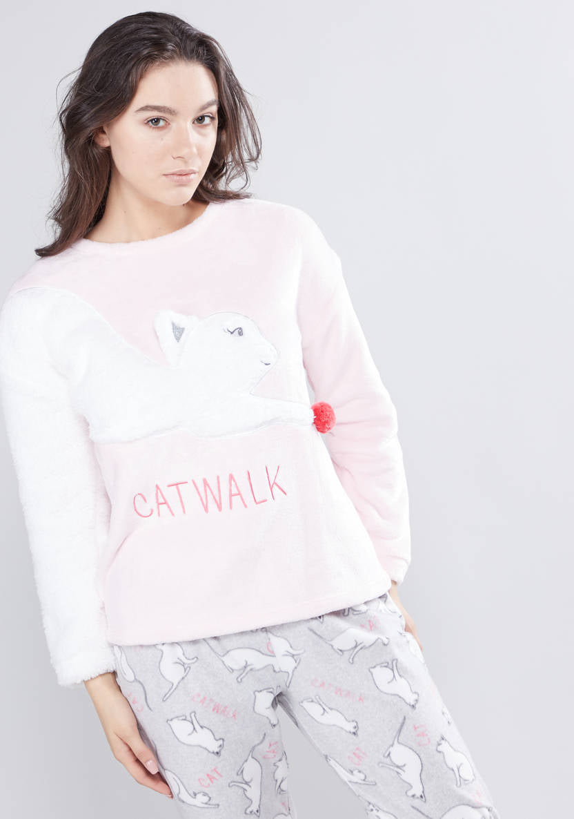 Contrasting pajama pants set with round-neck T-shirt – Cozy Collection