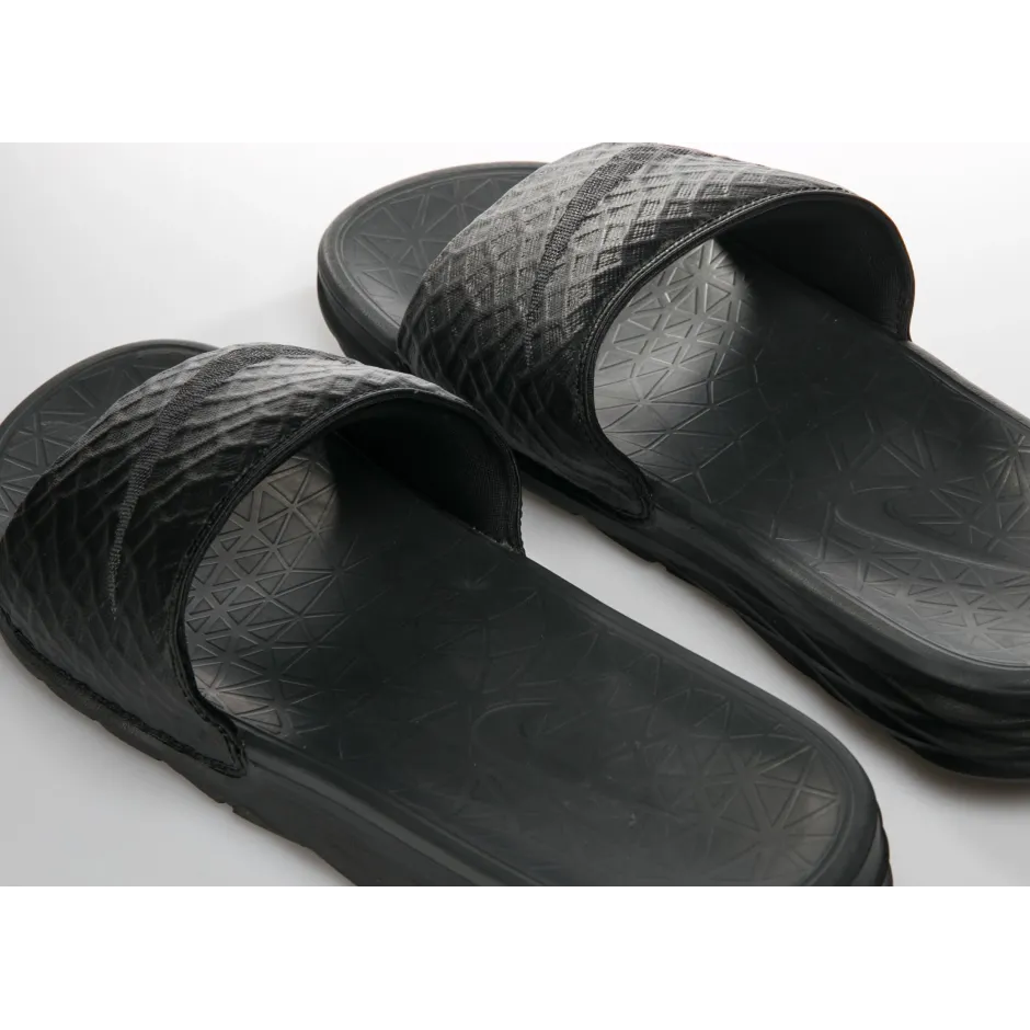 NIKE BENASSI SOLARSOFT SLIDE