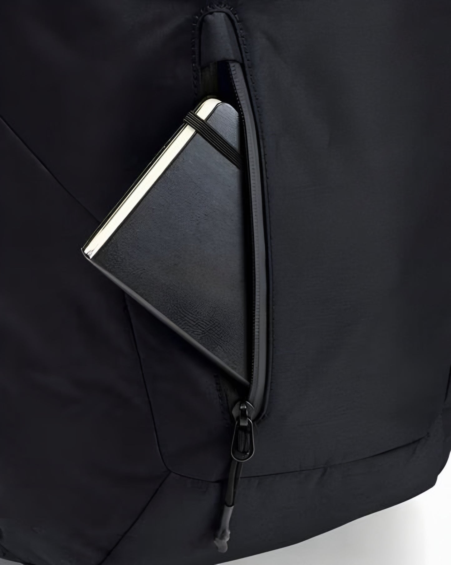UNDER ARMOUR BACKPACK BLK Suitable for laptops  18 inches