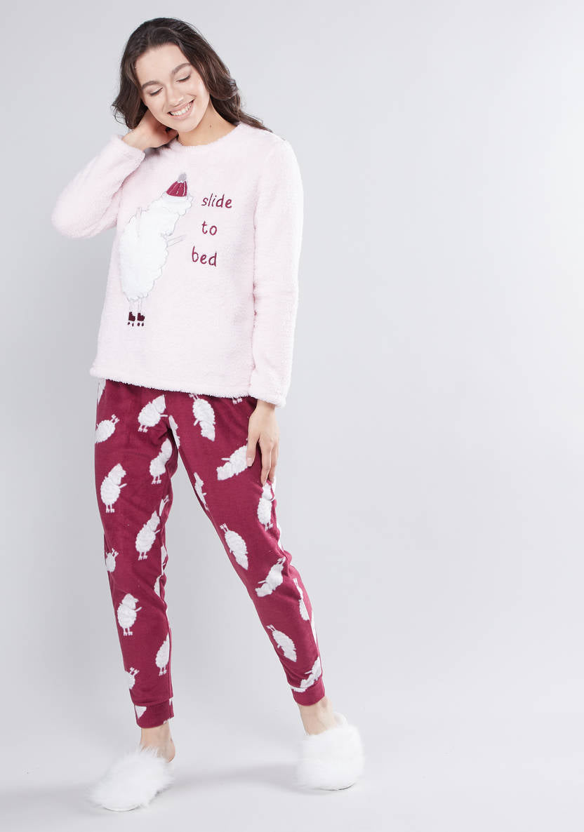 Cozy Collection textured T-shirt with round neckline and printed pajama pants set