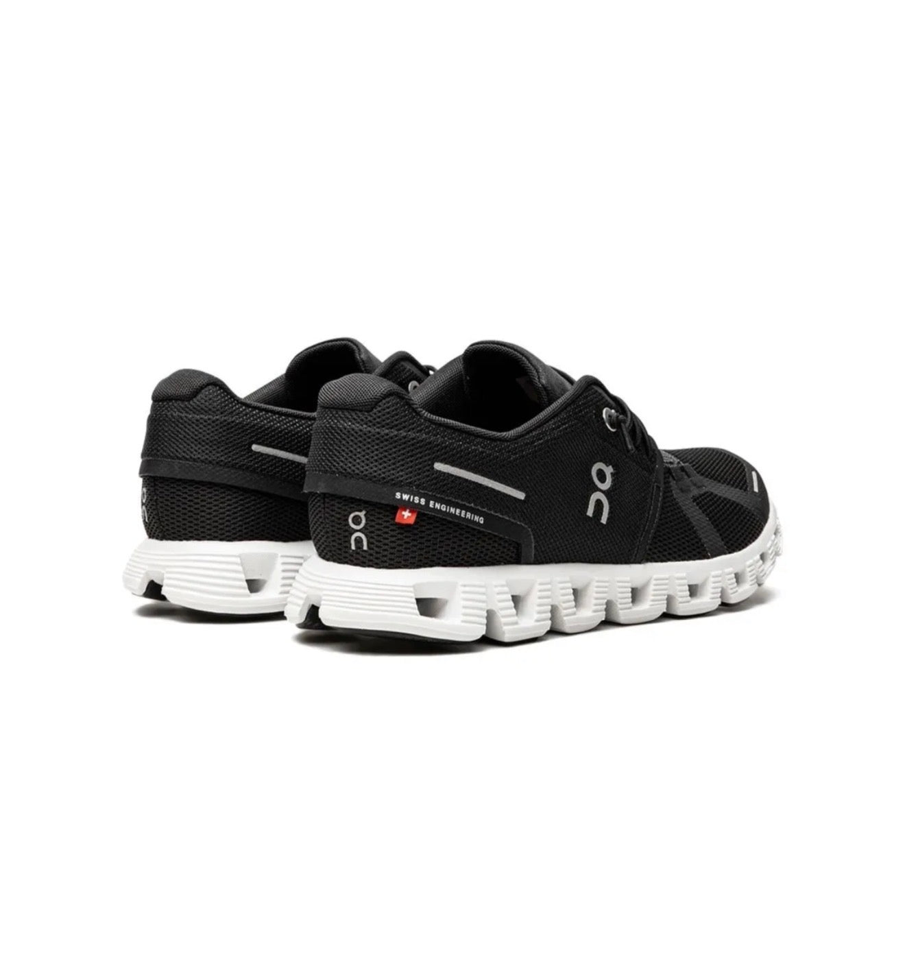 ON CLOUD 5 SHOES BLACK/WHITE unisex
