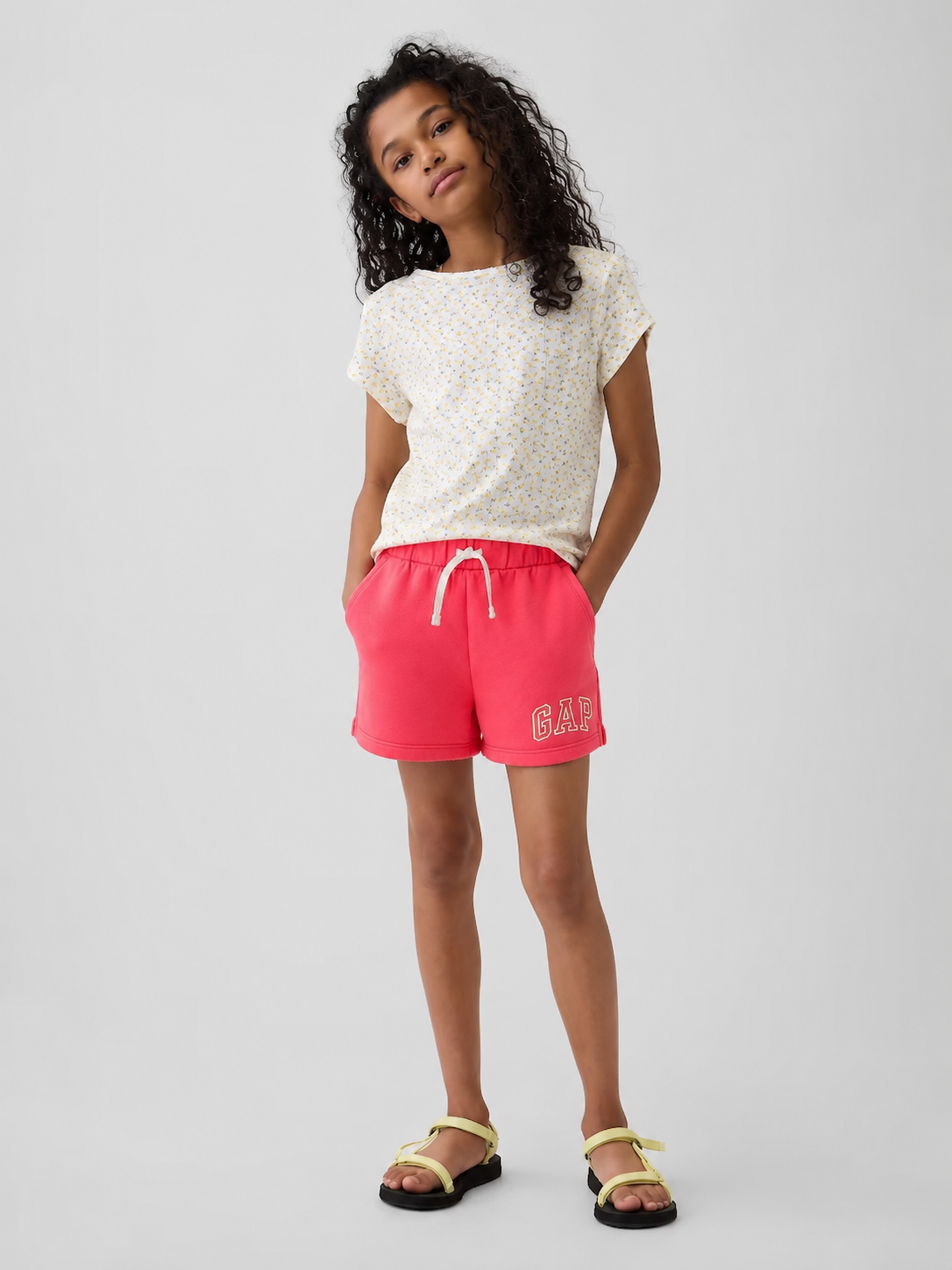 GAP Girls 2-Pack Shorts – Cream Rainbow & Pink