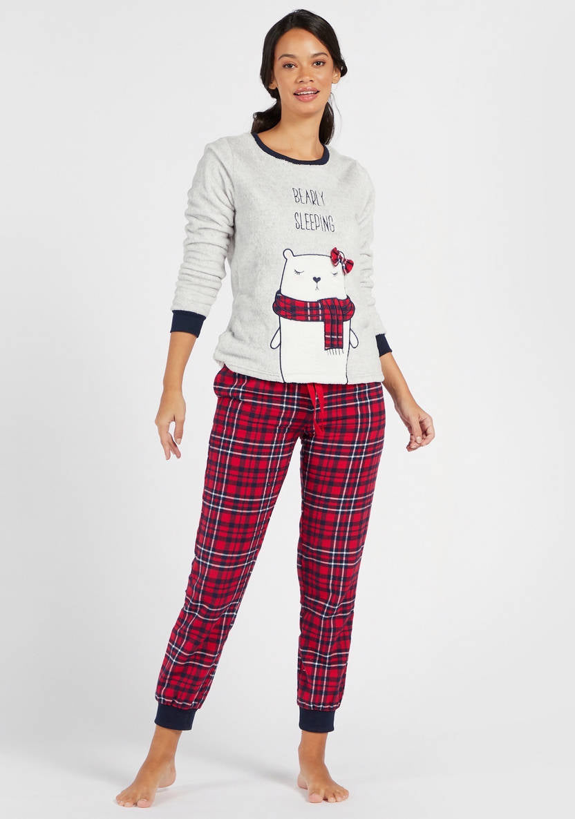 Checkered pajama pants set with T-shirt featuring bear embroidery