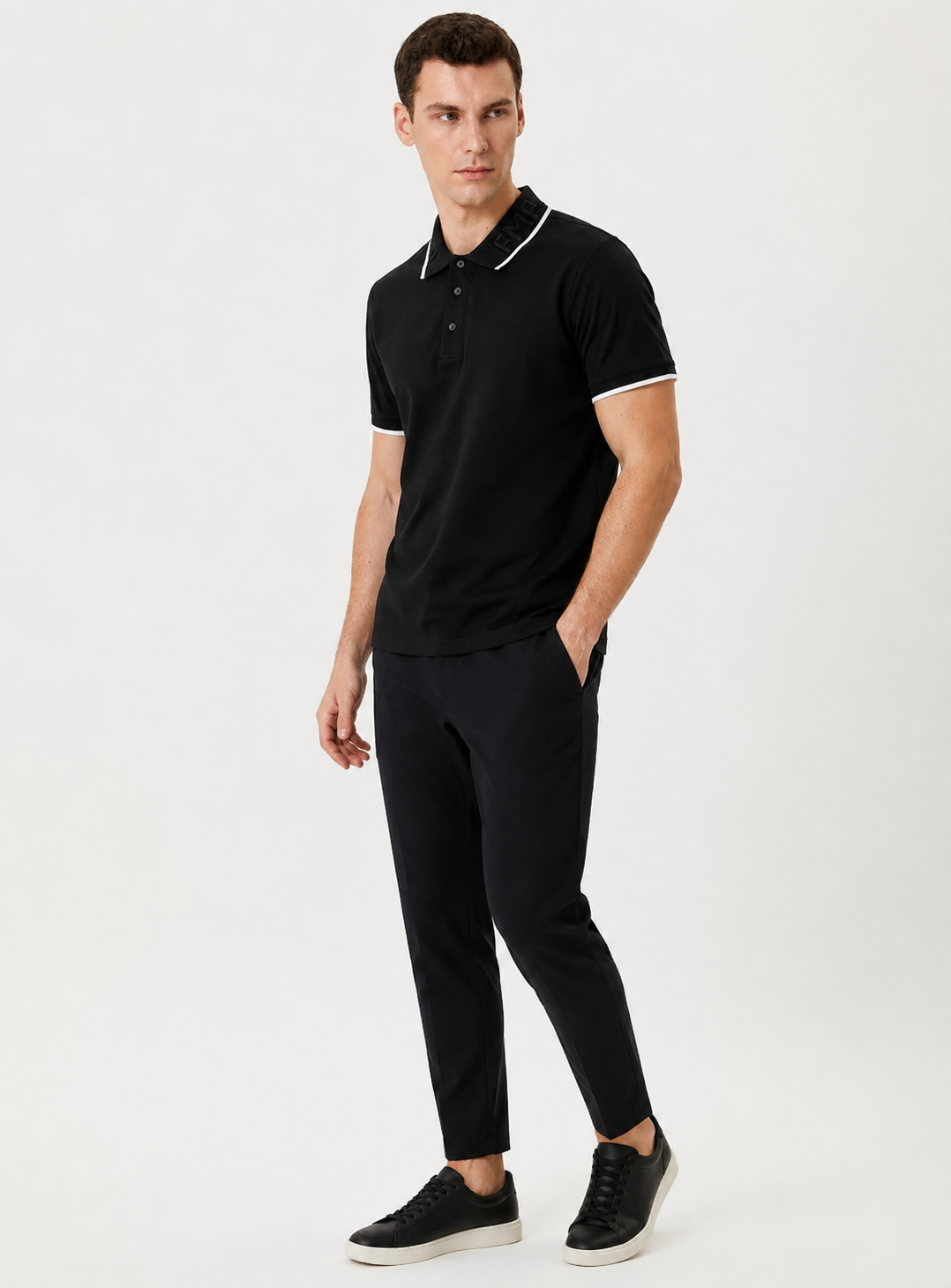 Emporio armani 3D collar  black