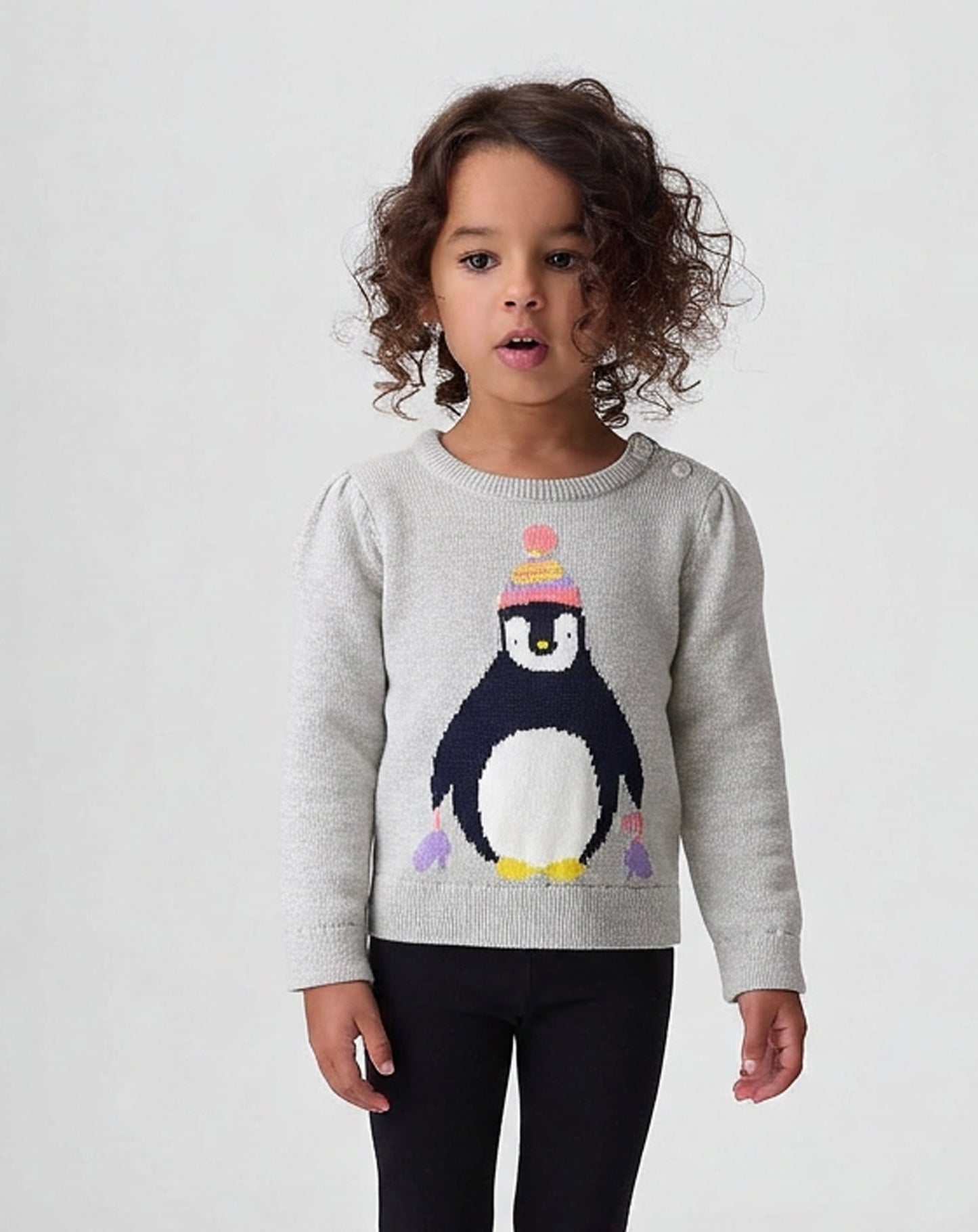 GAP  PENGUIN ROUND SWEATSHIRT