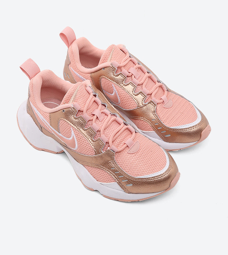 NIKE AIR HEIGHTS SNEAKER