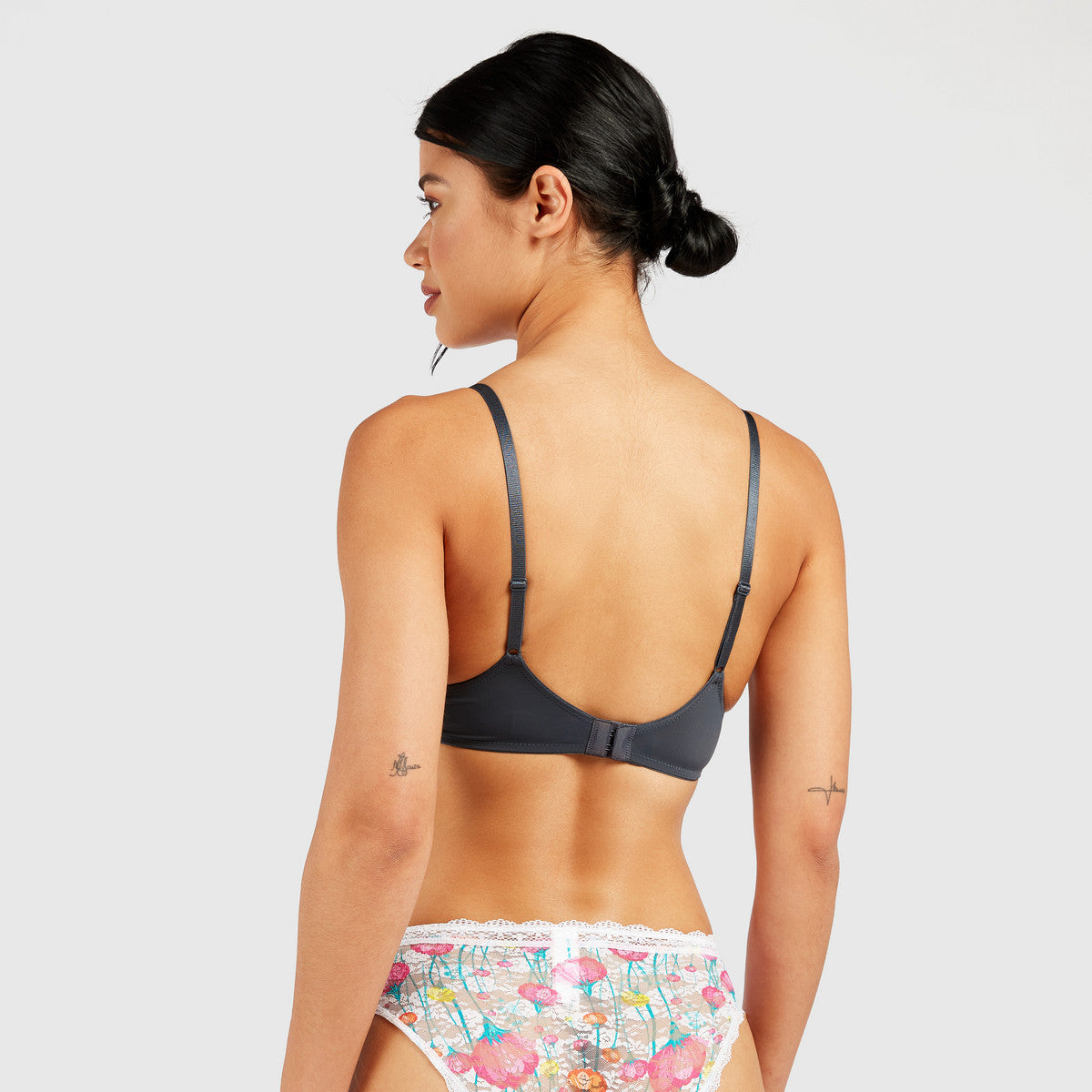 Max Plain Padded Plunge Bra with Adjustable Straps – 2-Piece Set