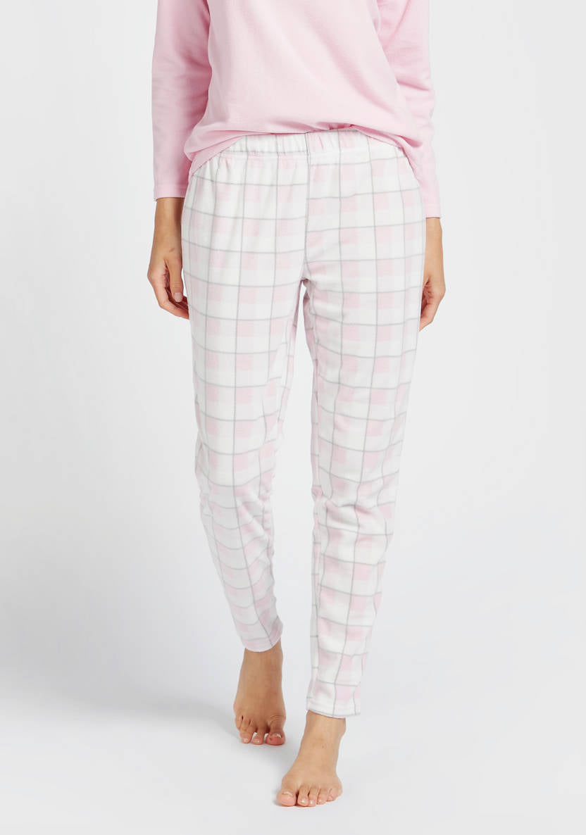 Printed pajama pants with long-sleeve T-shirt