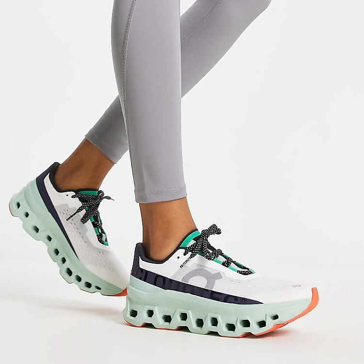 ON Cloudmonster trainers in white and green