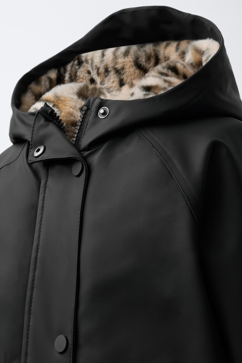 ZARA  RUBBERISED WATER-REPELLENT RAINCOAT WITH FAUX FUR ANIMAL PRINT