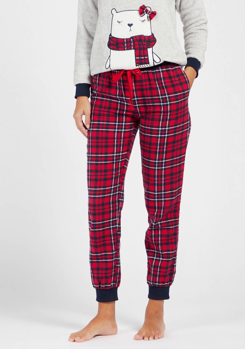 Checkered pajama pants set with T-shirt featuring bear embroidery