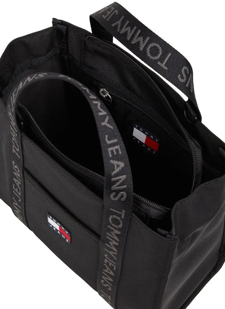 TOMMY JEANS
Logo Detail Zip Over Tote