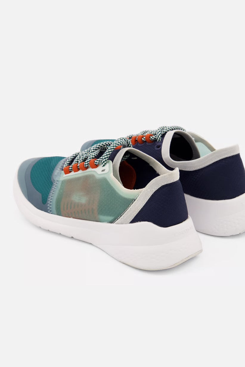 Lacoste sport shoes unisex