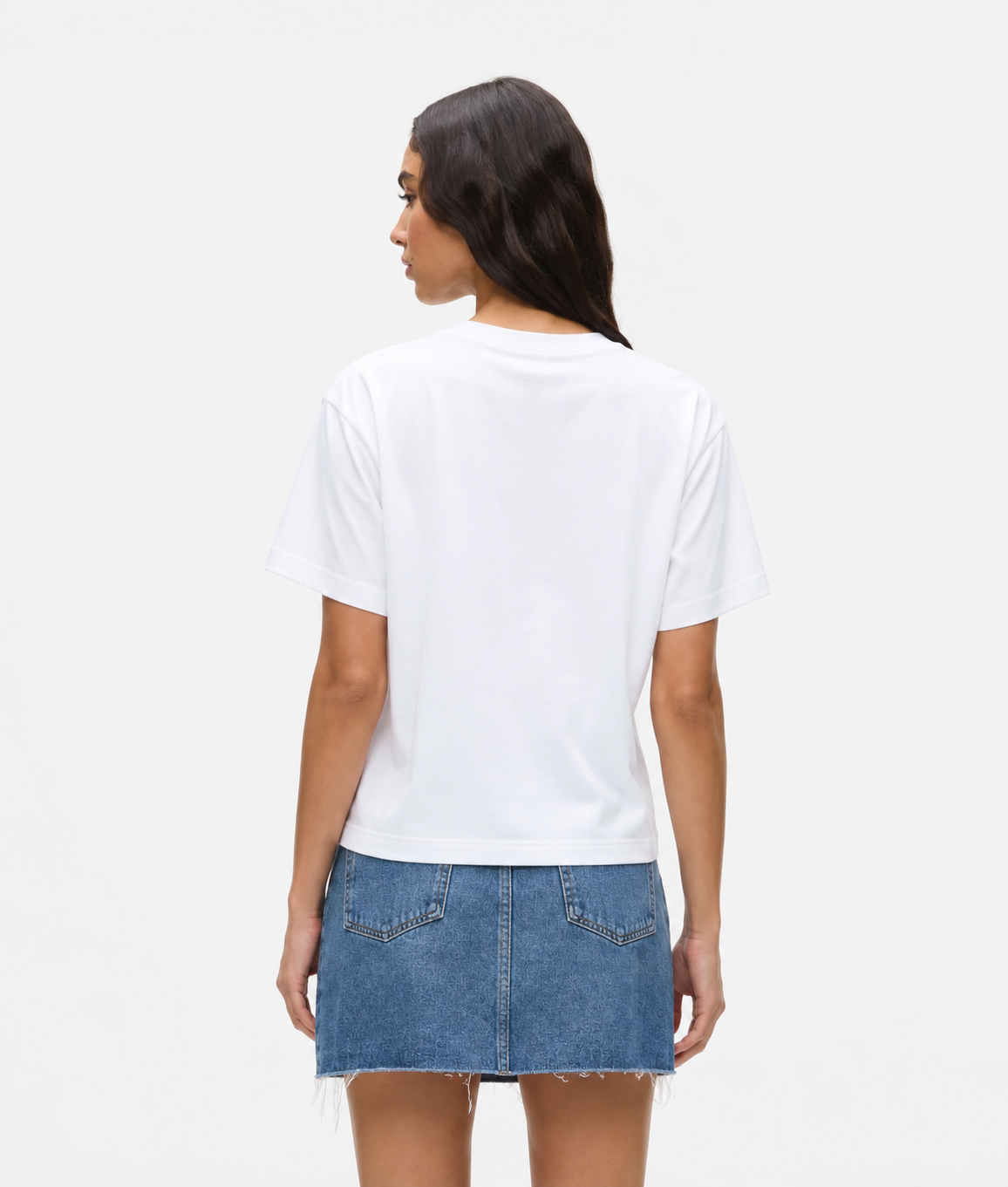 Karl Lagerfeld Women’s White Graphic T-Shirt – oversized  Fit