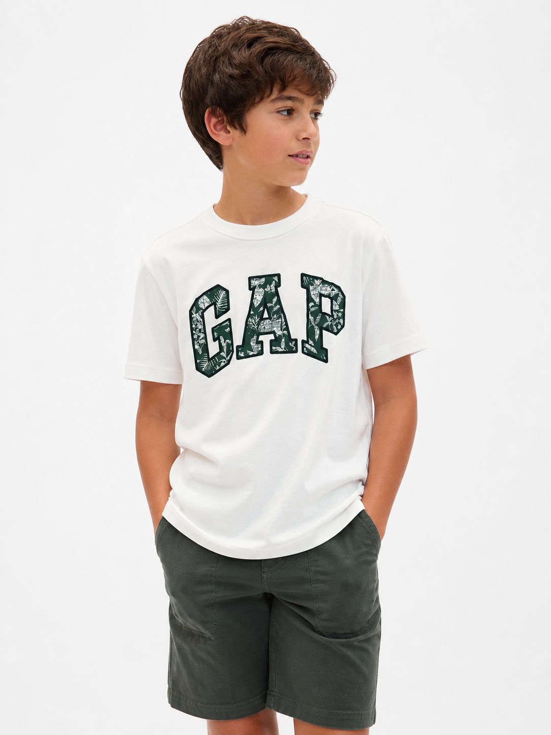 GAP Boys White Logo T-Shirt – Green Graphic Cotton Tee