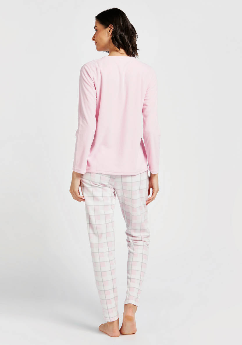 Printed pajama pants with long-sleeve T-shirt