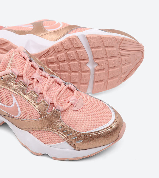 NIKE AIR HEIGHTS SNEAKER