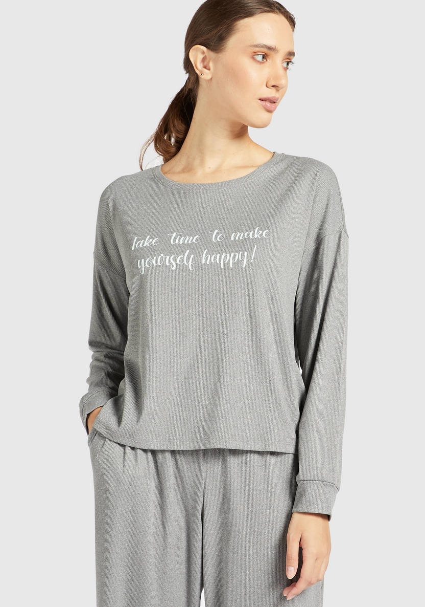 Long pajama pants set with T-shirt featuring logo prints