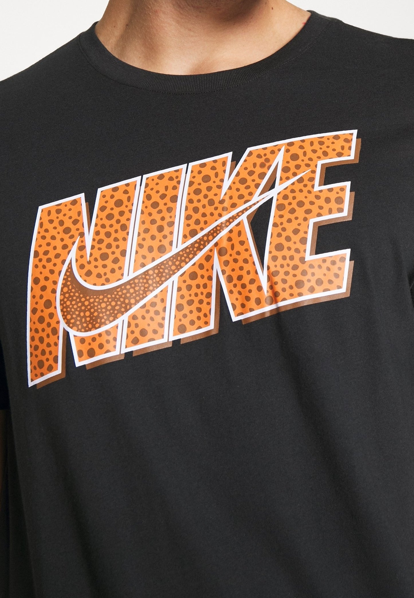 Nike sportwear tshirt